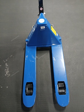 тележка складская гидравлическая короткая 2,5 т, с пу колесами rm 788