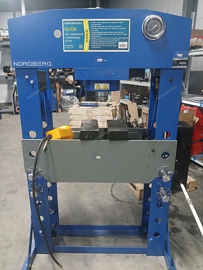 гидравлический пресс, 100 т, пневмопривод rm 825