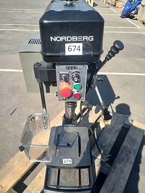 станок сверлильный профессиональный (750 вт, 20 мм, вариатор скорости, нарезание резьбы, тиски)